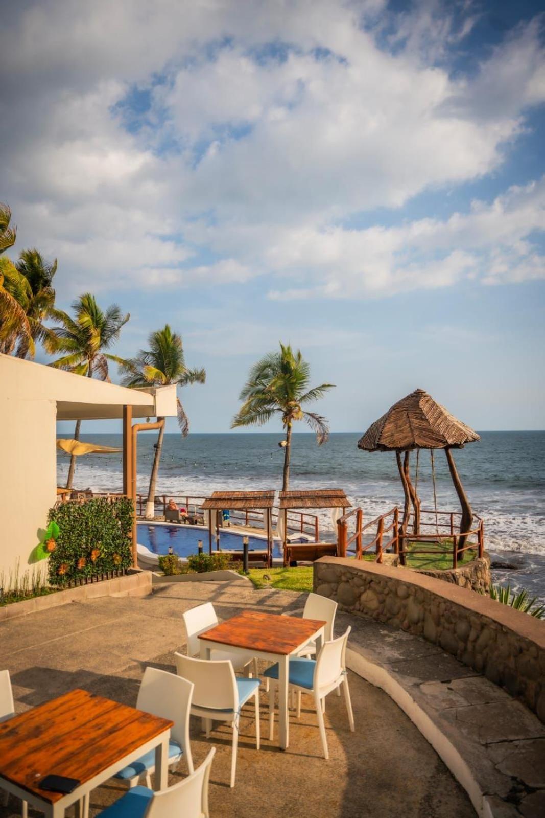 Reef On The Water Hotel Tamanique Kültér fotó